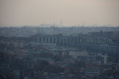 Benneth and Beatris 115.jpg Istanbul view from the top of the Galata Kulesi(Tower)