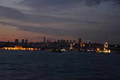 Istanbul night time1.jpg