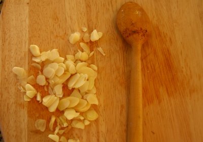 Chop fairly enough garlic1.jpg