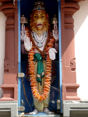 Hindu image at the Sri Mariamman Temple that looks like a lion.
