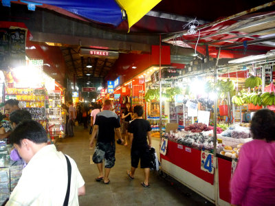 My final destination was to this Singapore night market.