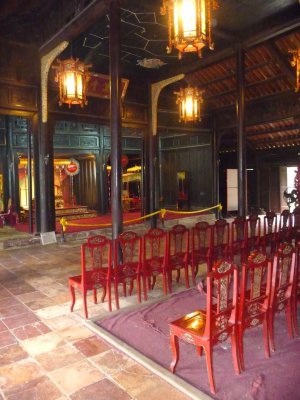 View of the exquisite interior of Hoa Khiem Palace.
