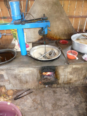 This machine stirs a coconut candy mixture.