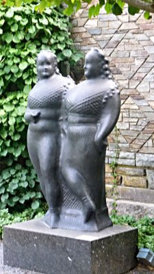 Sculpture entitled Two Circus Women by Eli Nadelman, acquired by Nelson who liked modern art.