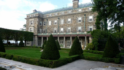 The trees are beautifully manicured in Bosworth's Kykuit gardens.