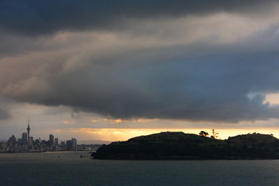 Leaving Auckland 3