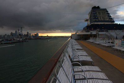 Leaving Auckland 2