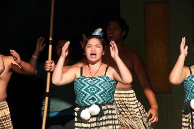 Maori dancers 4