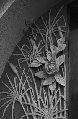 Art Deco detail b/w
