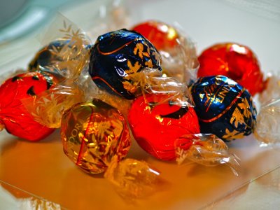 #9  -  Lindor Truffles by Lindt
