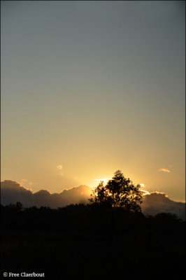 Zonsondergang Osowiec (Polen)