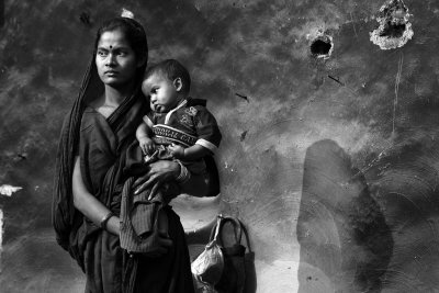 Alert-Motherhood.jpg
