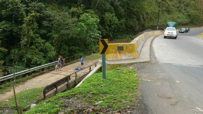 Los Dos Puentes del Ro La Vieja
