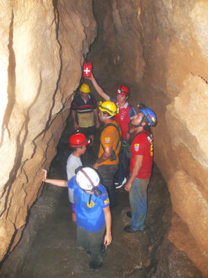 La Caverna  Los Menonitas