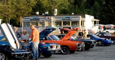 Cruise nite at Fezz's Diner, Sweden Valley