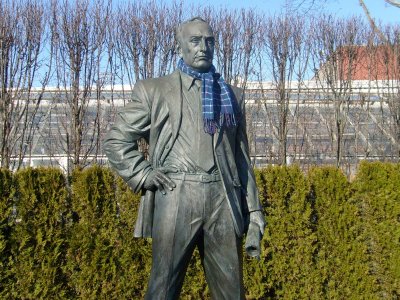 Robert Moses showing off his new scarf.jpg