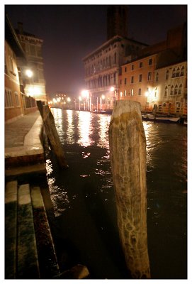 Venise by night