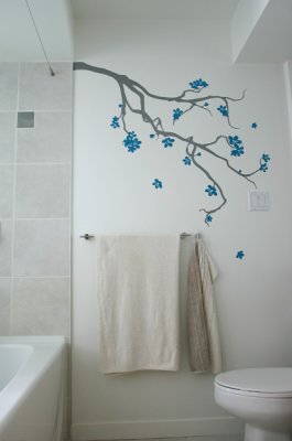 master bathroom (fresh paint, new wall decal, new towel rod)