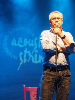 AcousticStrings200902.jpg