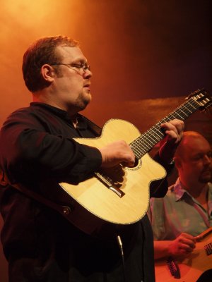 AcousticStrings200908.jpg