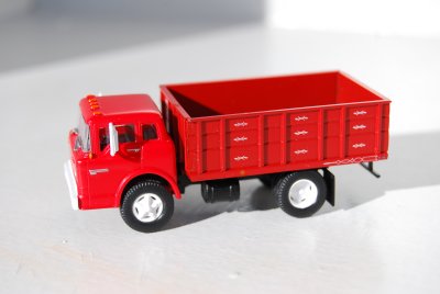 Athearn FORD C grain truck