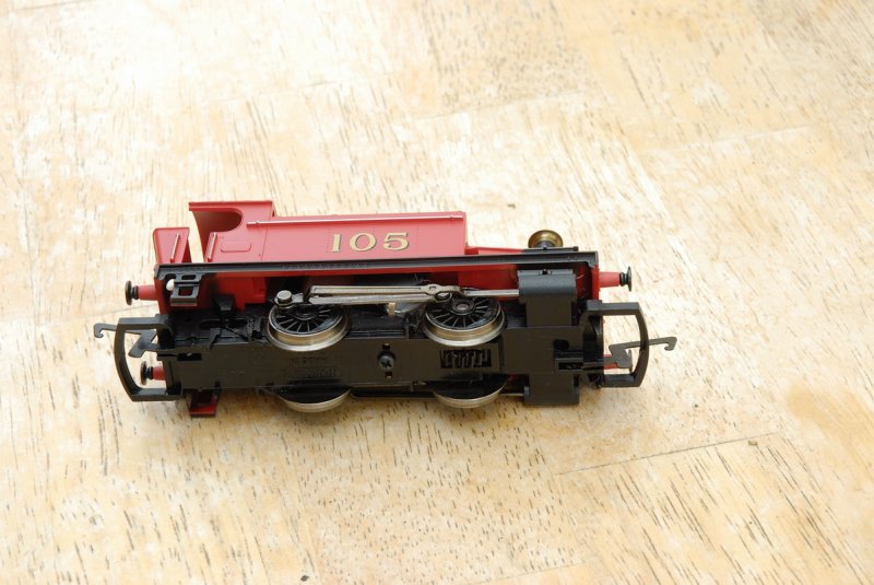 Hornby Holden 101 0-4-0 Locomotive