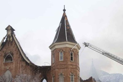 aProvo tabernacle fire_40.jpg
