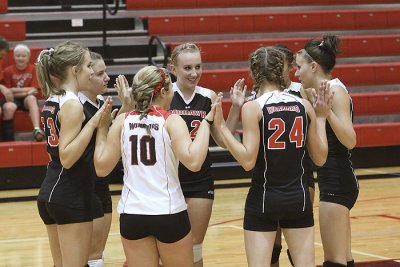 2010 Mohawk Volleyball