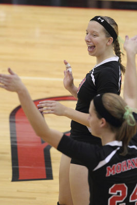 2012 Mohawk Volleyball vs Lakota