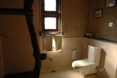 D - Bathroom 317.JPG