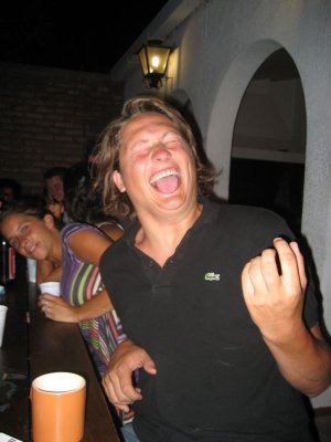 Air guitar to pure Shiiiiiiite
