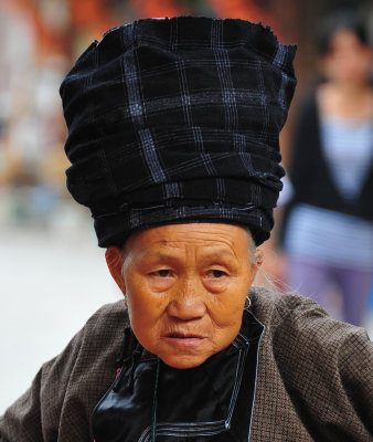 Fenghuang Seamstress