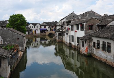 Tong Li - Ancient water town near Suzhou