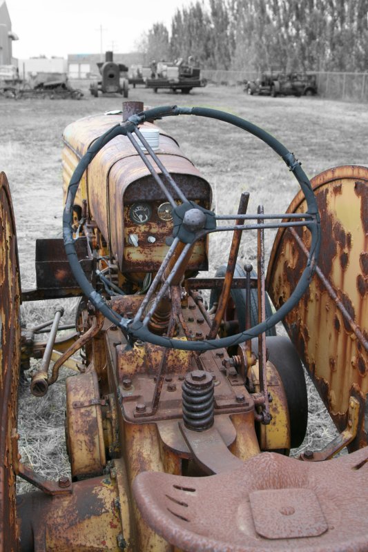 I think my tractors sexyyyyyyyyy.....