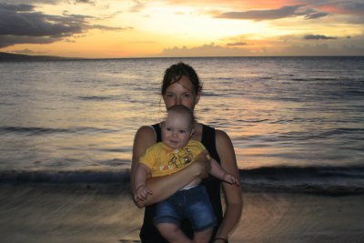 Aimee and Alessio saying their goodbye to Maui