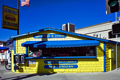 newport burgers1.jpg