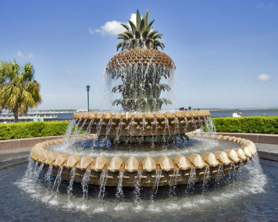 Pineapple Fountain.jpg
