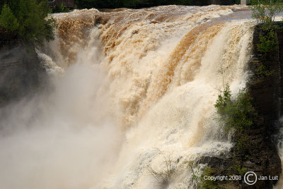 Kakabeka Falls