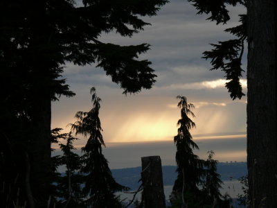 Sunset, A break in the Clouds