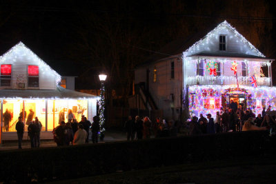 Barnum Rehearsal and Ivoryton Illuminations