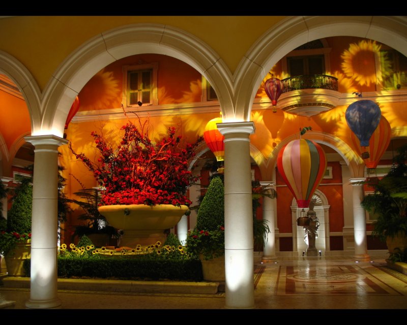 Vegas & Victoria