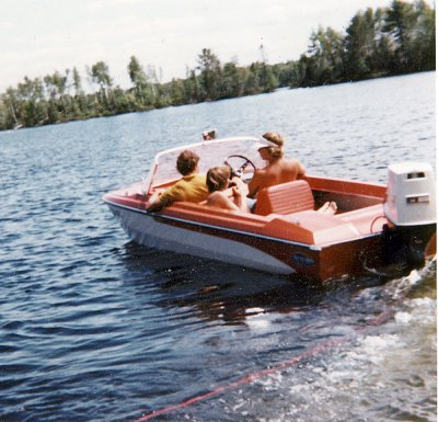 72 GT140 with 60hp Johnson