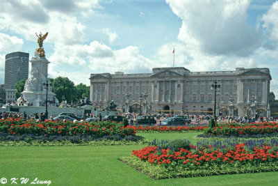 Buckingham Palace 01