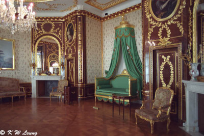 Inside Royal Castle 09