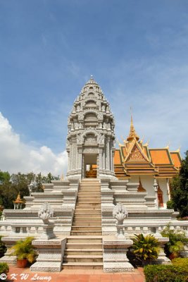 Stupa for Sihanouk's daughter