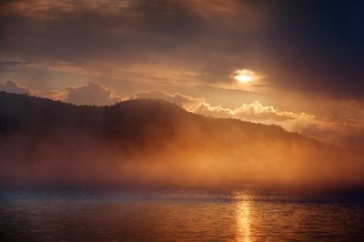 Misty Lake Wawa 02399