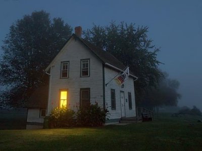 Lockmasters House In First Light 22650-4