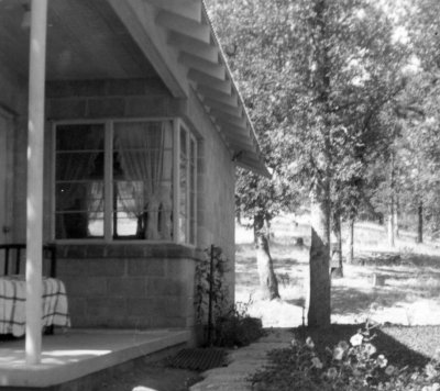 Ranch House abt. 1957 2.jpg