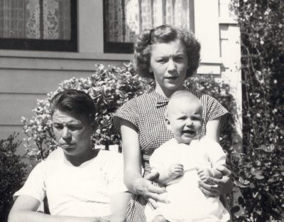 Richard - Kath and Ann 1946.jpg