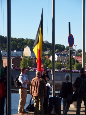 Belgische vlag hijsen in Trondheim